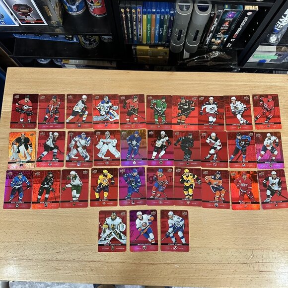 2019-20 UPPER DECK TIM HORTONS RED DIE CUTS Complete 33 Card Insert Set Mcdavid - Picture 1 of 1